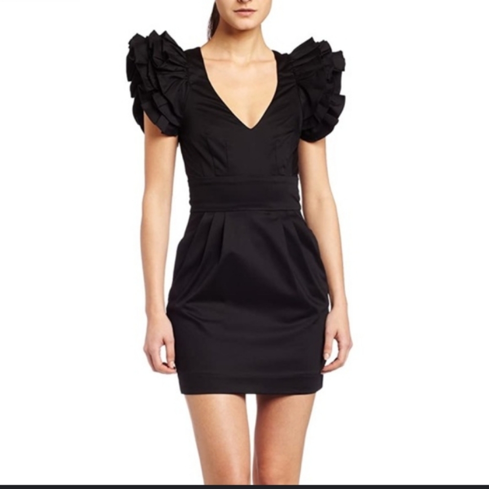 FRENCH CONNECTION BLACK DRESS WITH RUFFLED CAP SLEEVES. SIZE 4